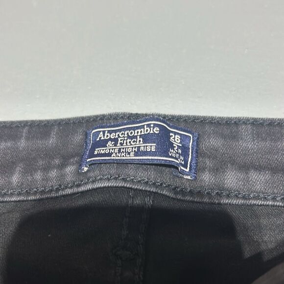Abercrombie & Fitch High Rise Ankle Jeans - Picture 5 of 7